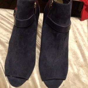 MARC FISCHER Suede and leather ankle shoe SZ 10W